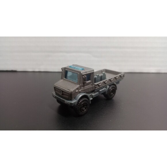 Mercedes Unimog U5020 Collectible 1/64 Scale Diecast Matchbox Seat In Rear - Picture 1 of 7